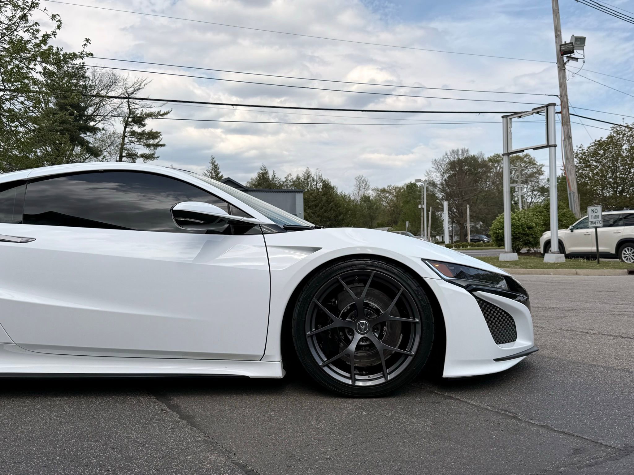 Used 2017 Acura NSX image 17