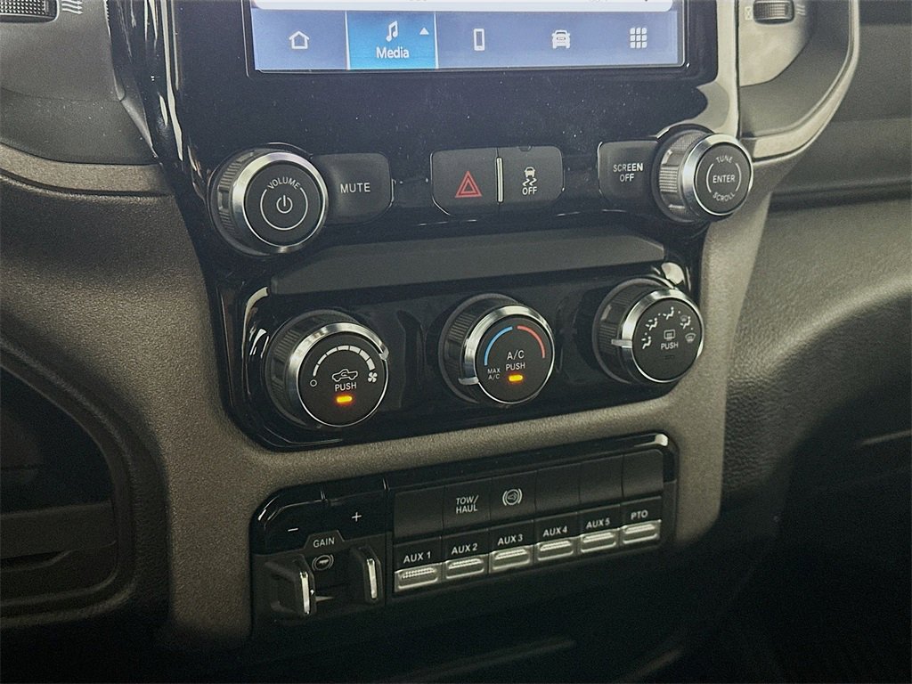 New 2026 RAM 3500 Tradesman image 15