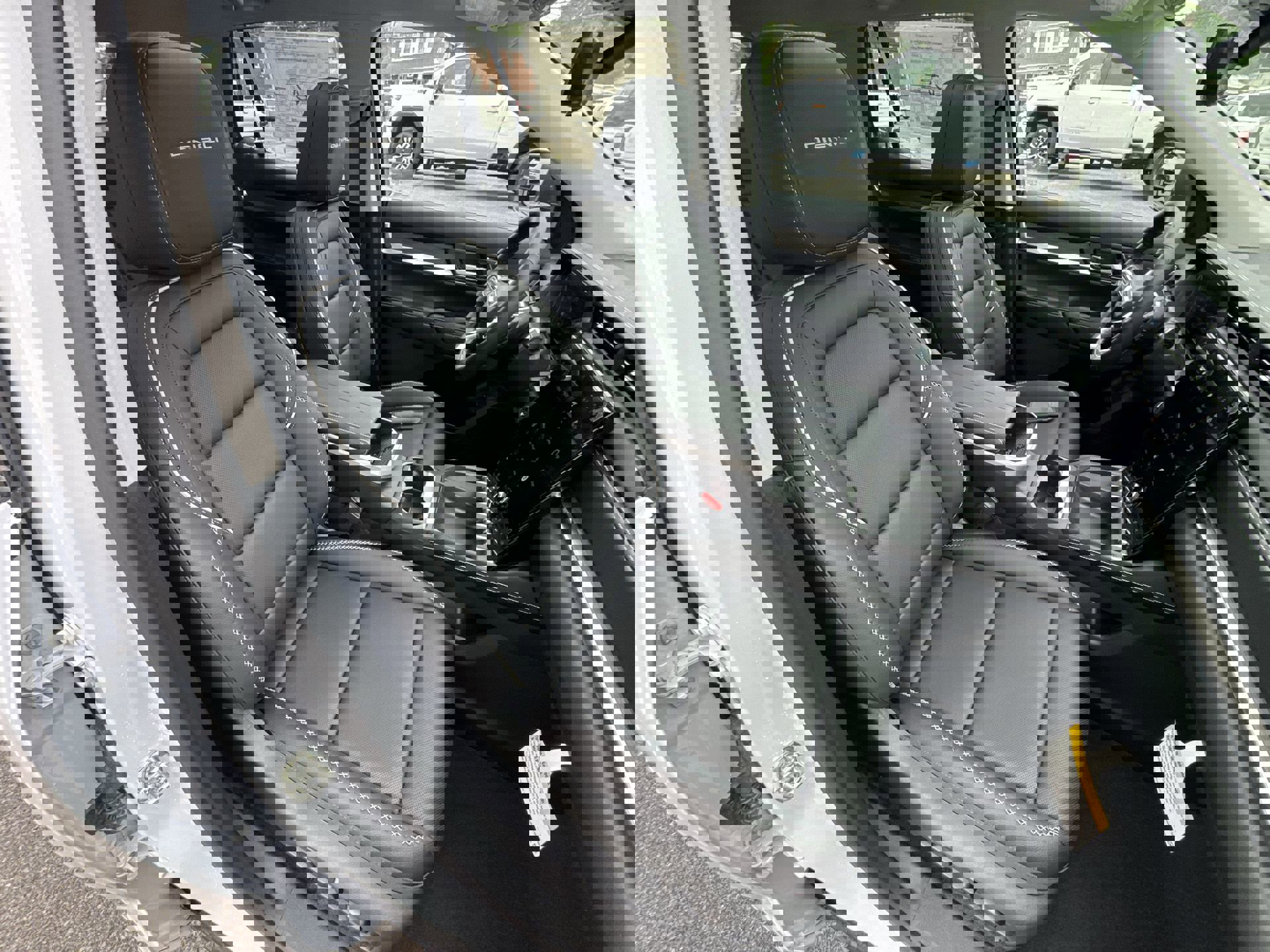 New 2026 GMC Terrain Denali AWD/4WD image 25