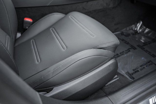 New 2026 Mercedes-Benz E 53 AMG e 4MATIC Sedan image 27