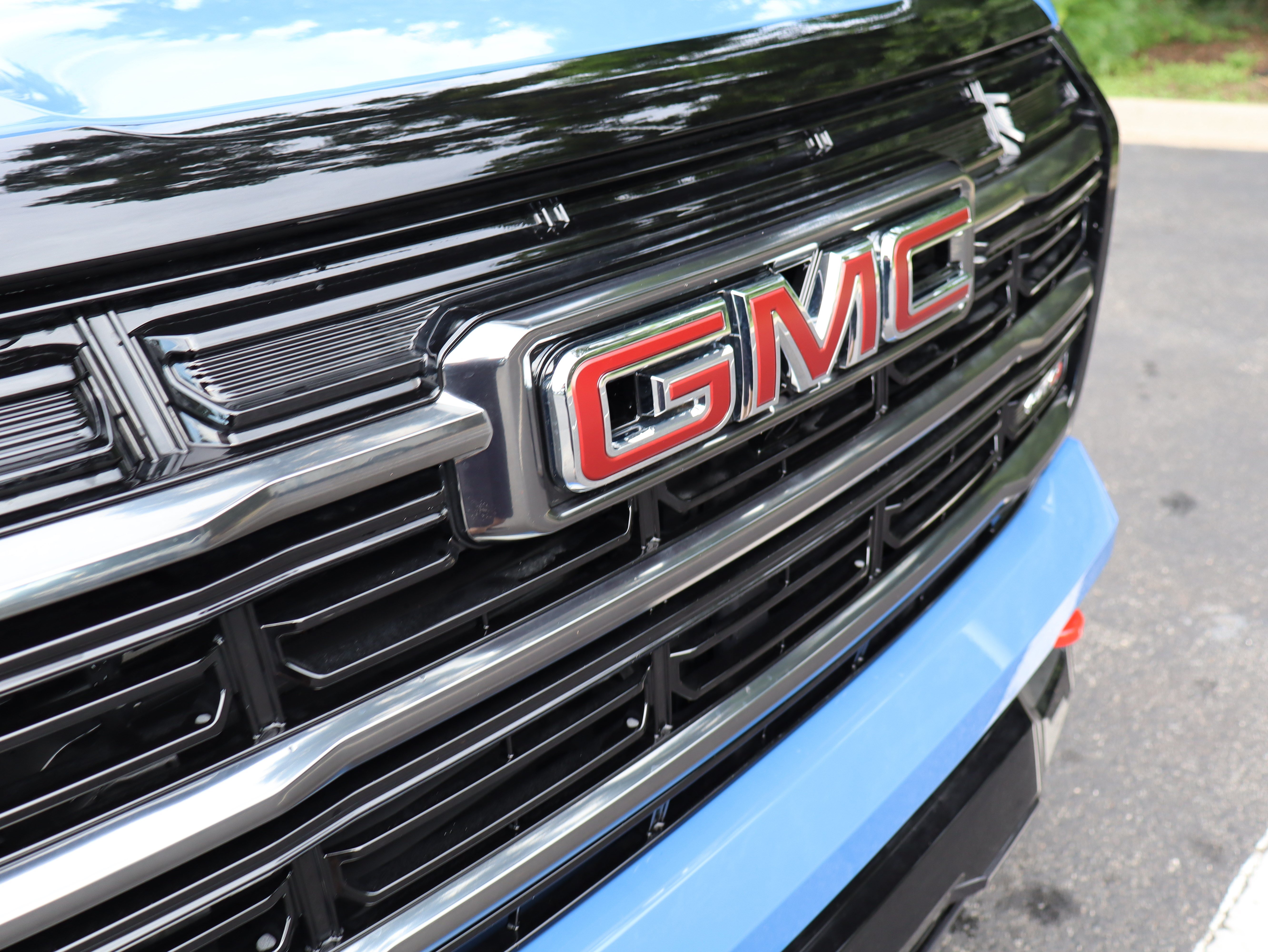 Used 2026 GMC Terrain AT4 w/ Convenience Package III AWD/4WD image 14