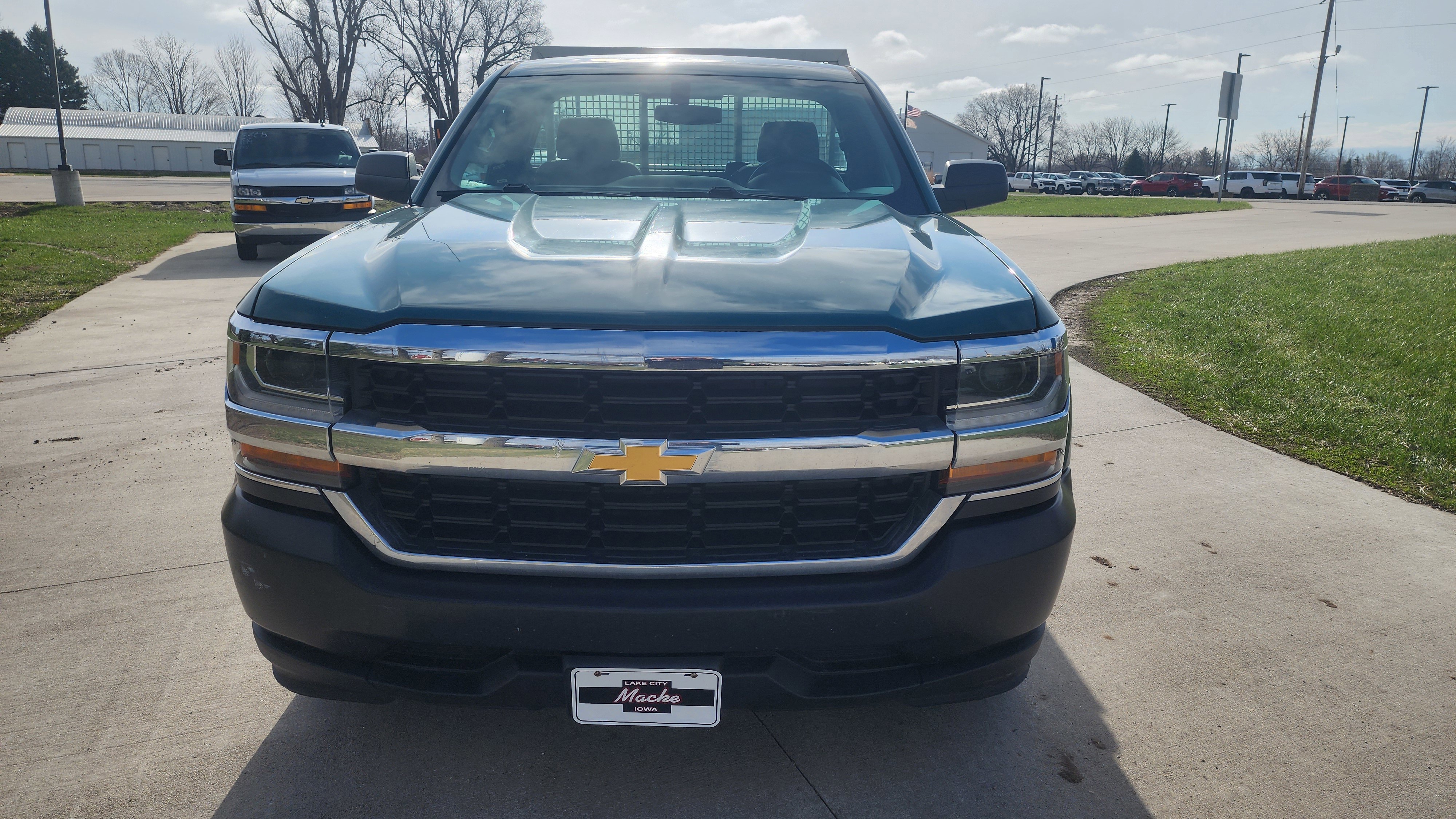 Used 2017 Chevrolet Silverado 1500 W/T image 2