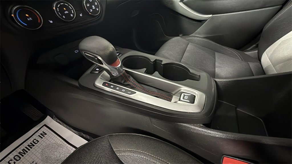 Certified 2024 Chevrolet Trax RS w/ Driver Confidence Package image 38