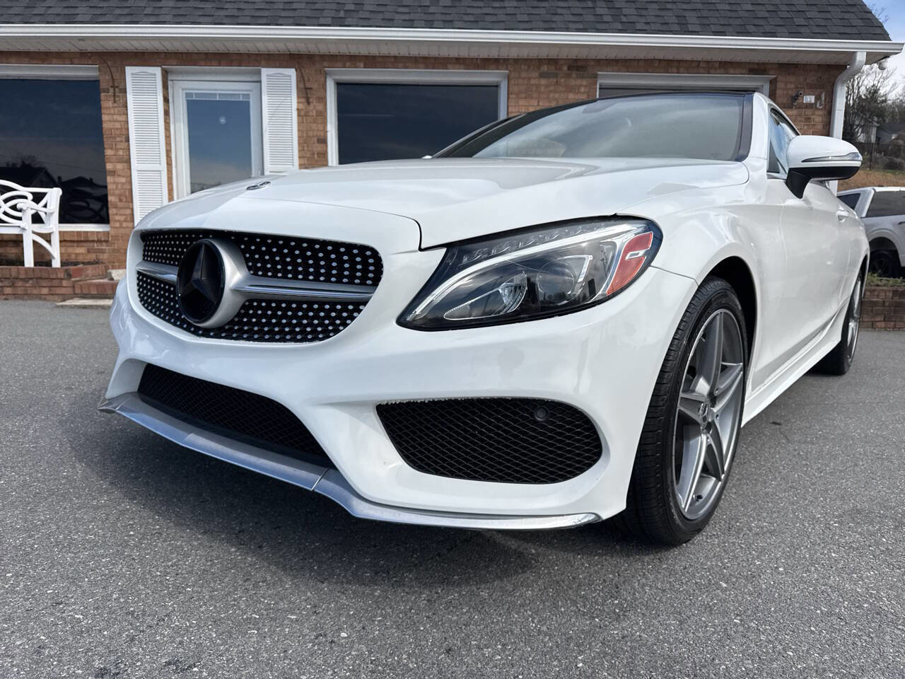 Used 2018 Mercedes-Benz C 300 4MATIC Coupe w/ Multimedia Package image 4