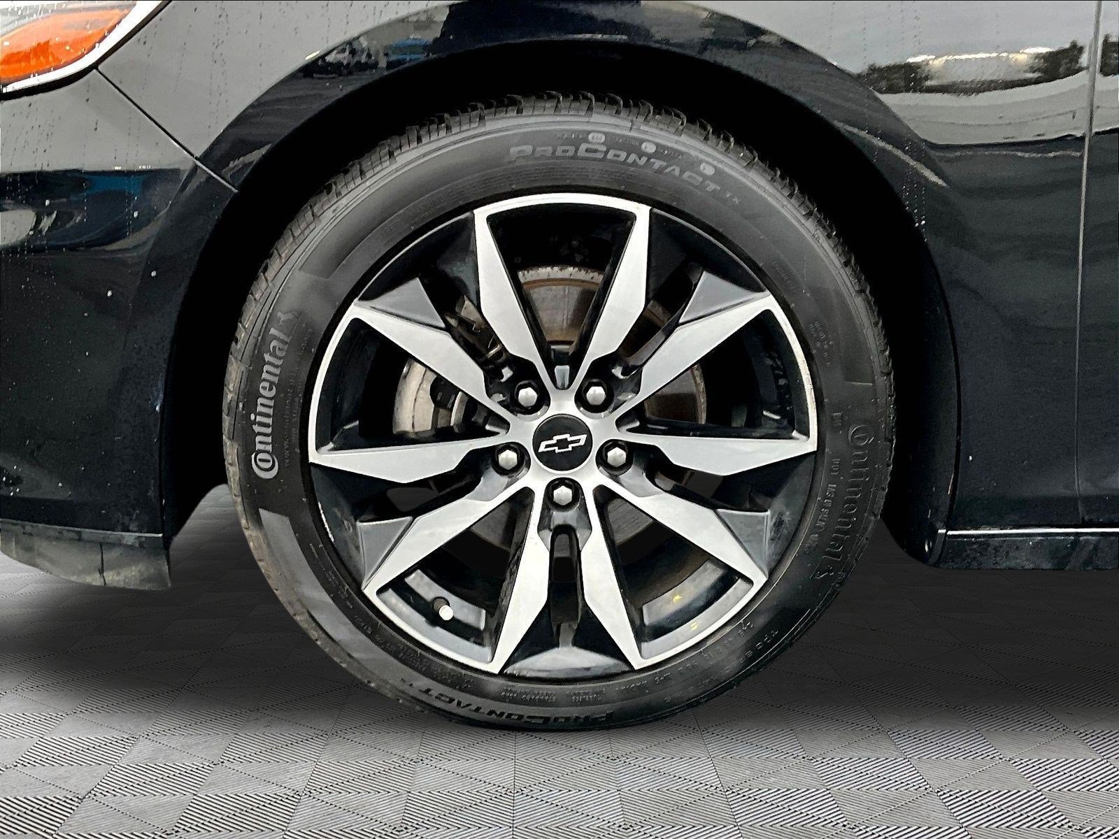 Used 2020 Chevrolet Malibu RS FWD image 30