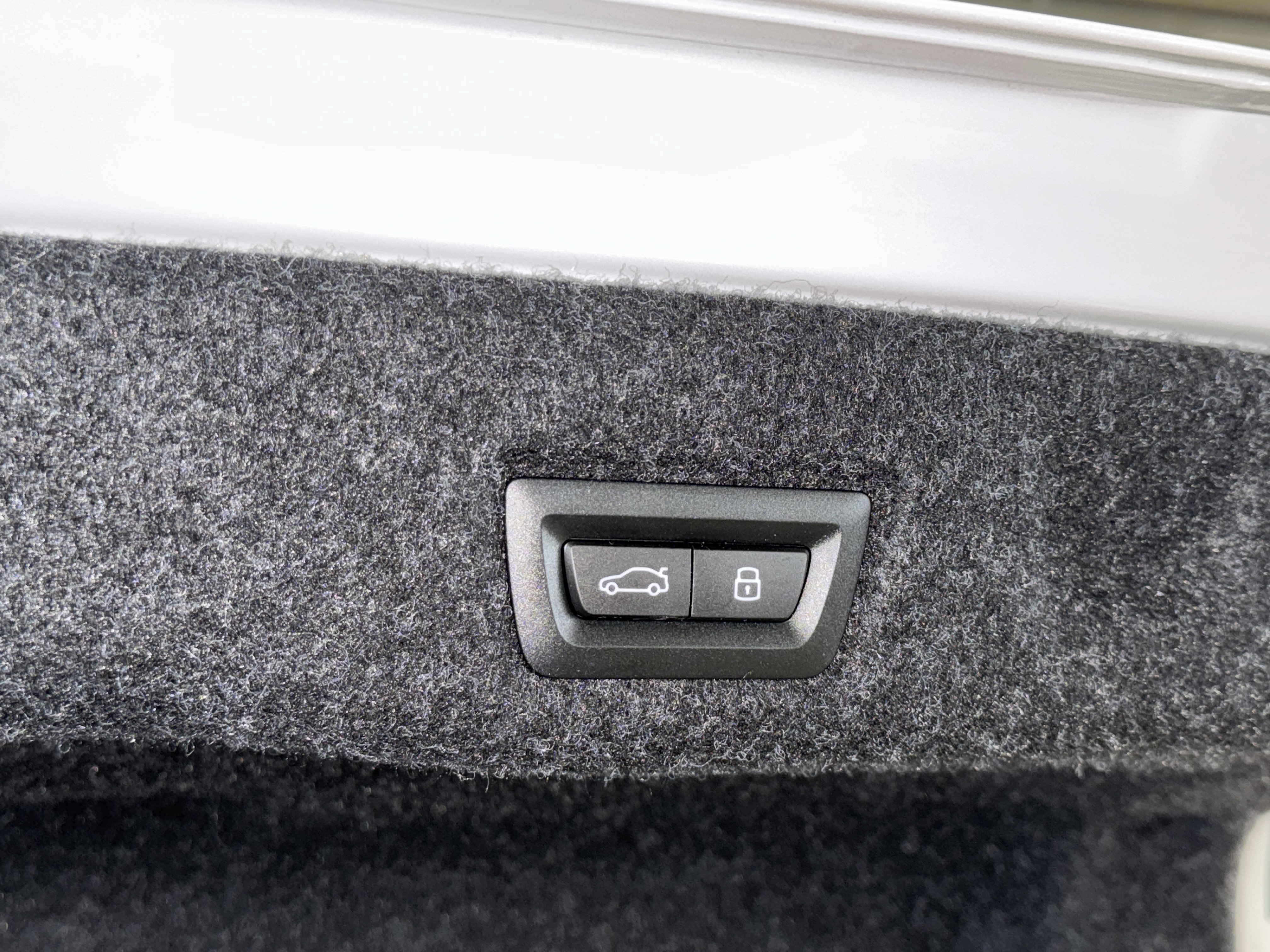 Used 2024 BMW 530i w/ Premium Package RWD image 14