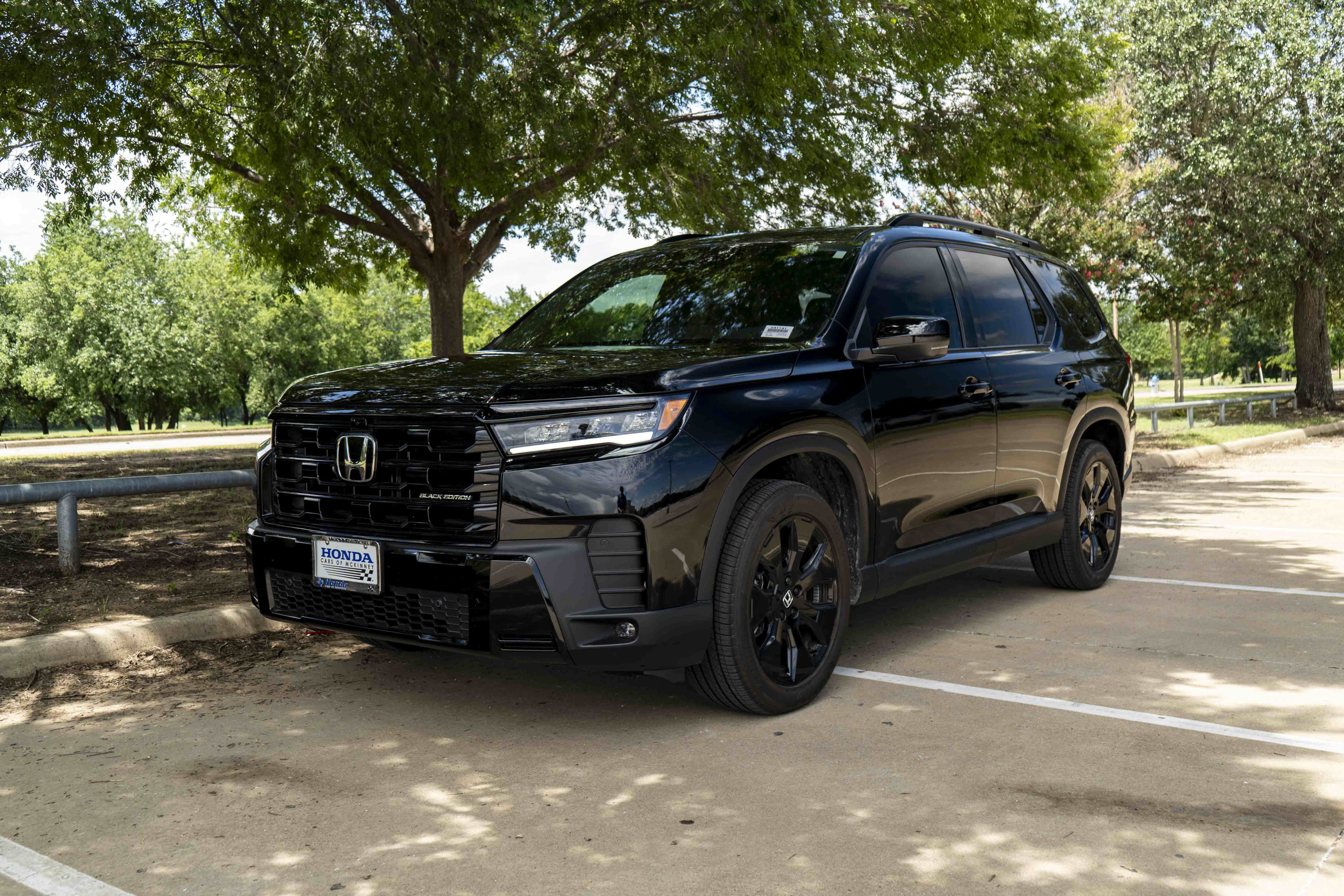 Used 2026 Honda Pilot Black Edition image 5