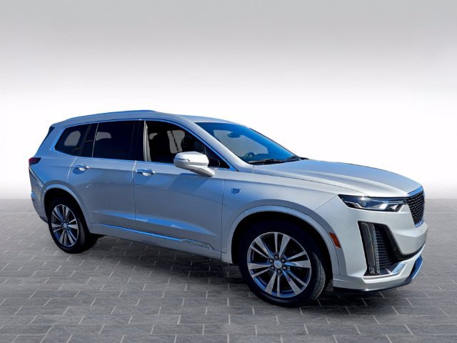 Used 2020 Cadillac XT6 Premium Luxury FWD image 3
