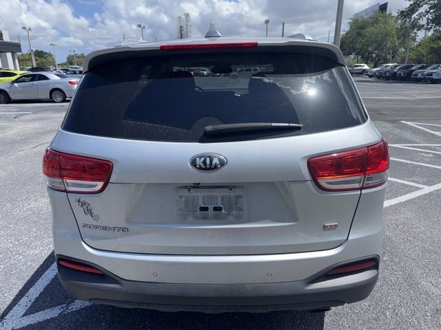 Used 2018 Kia Sorento FWD image 5