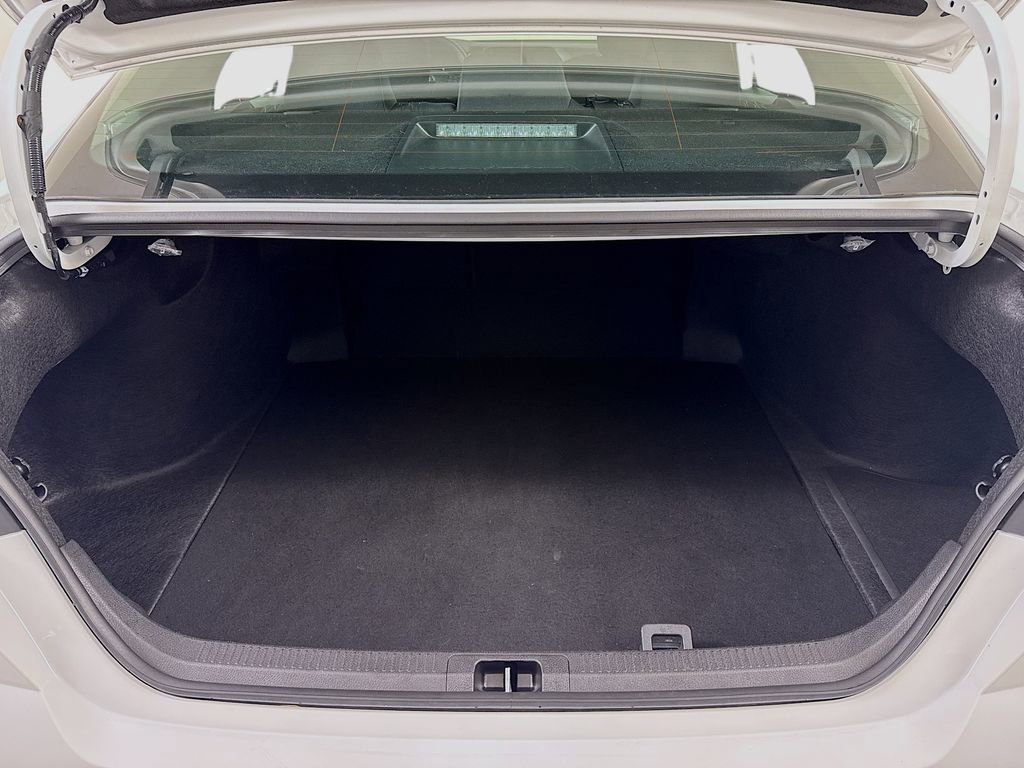 Used 2025 Toyota Camry LE image 22