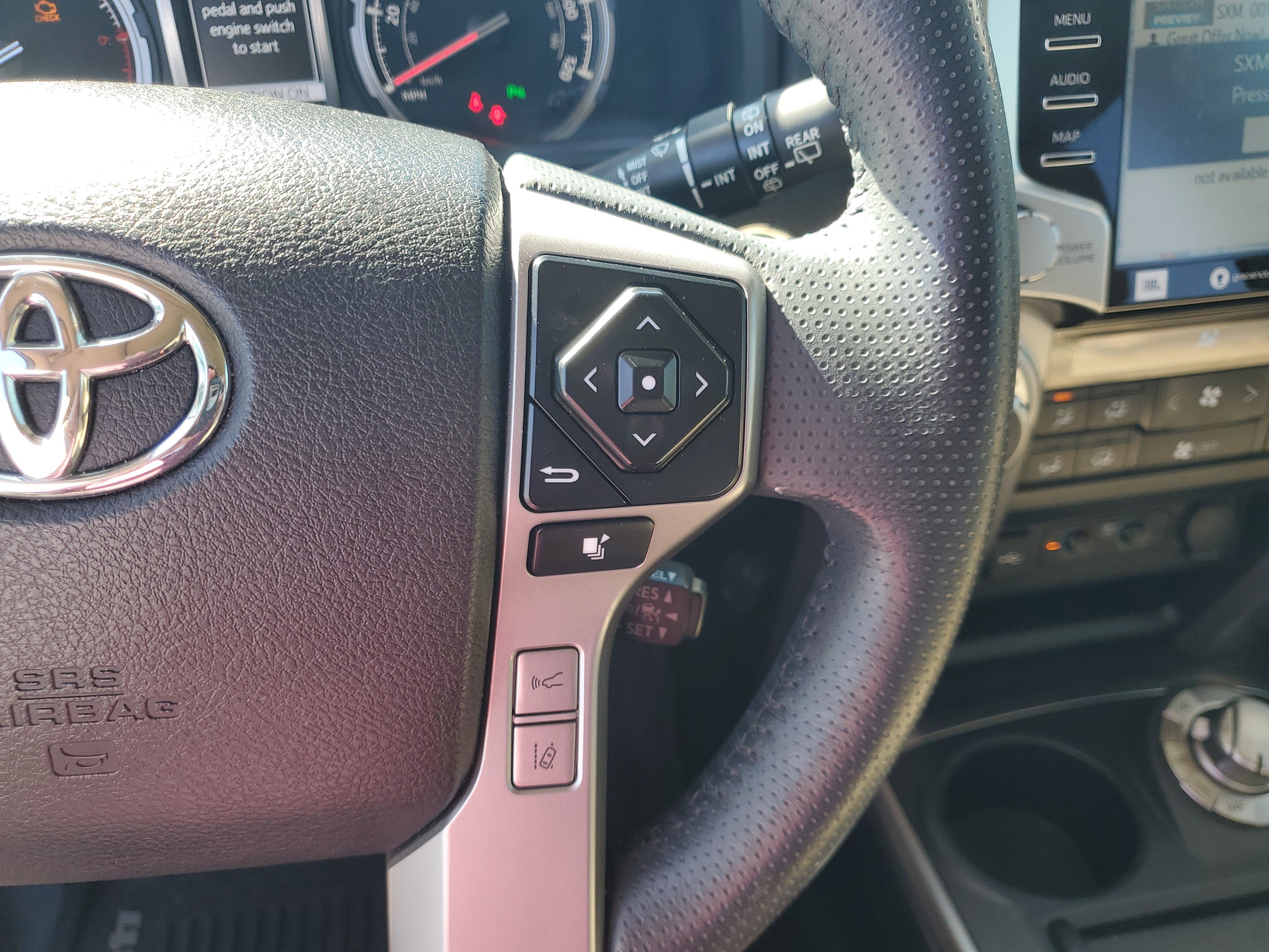 Used 2020 Toyota 4Runner 4WD image 21