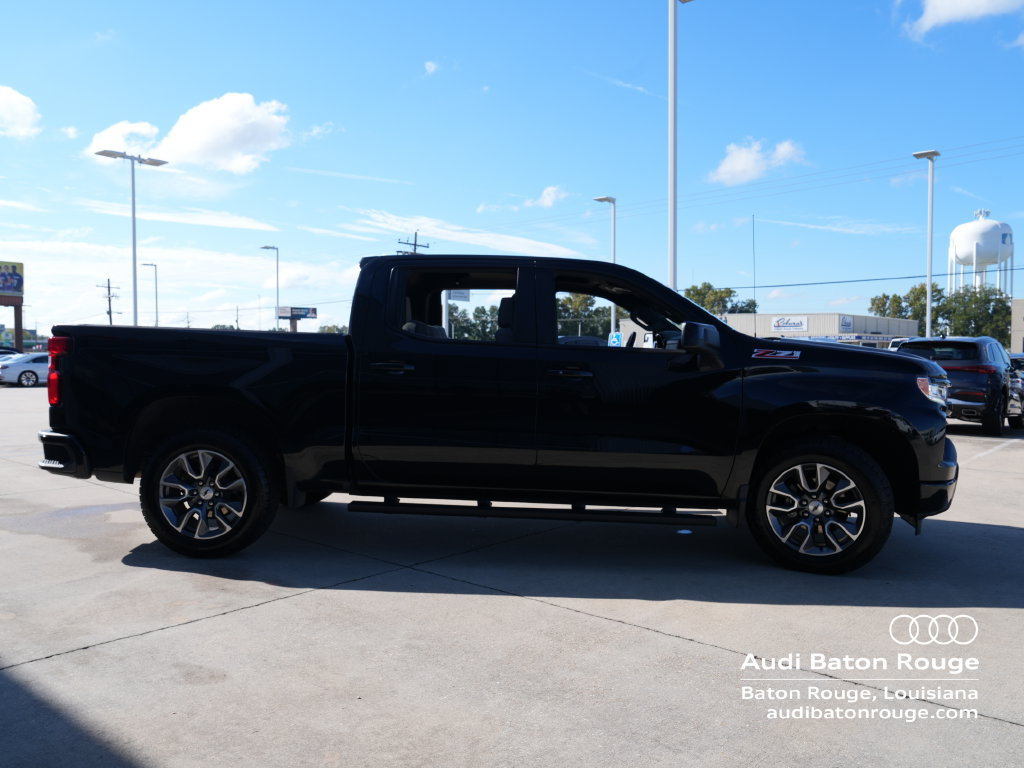 Used 2022 Chevrolet Silverado 1500 RST w/ Z71 Off-Road Package AWD/4WD image 6