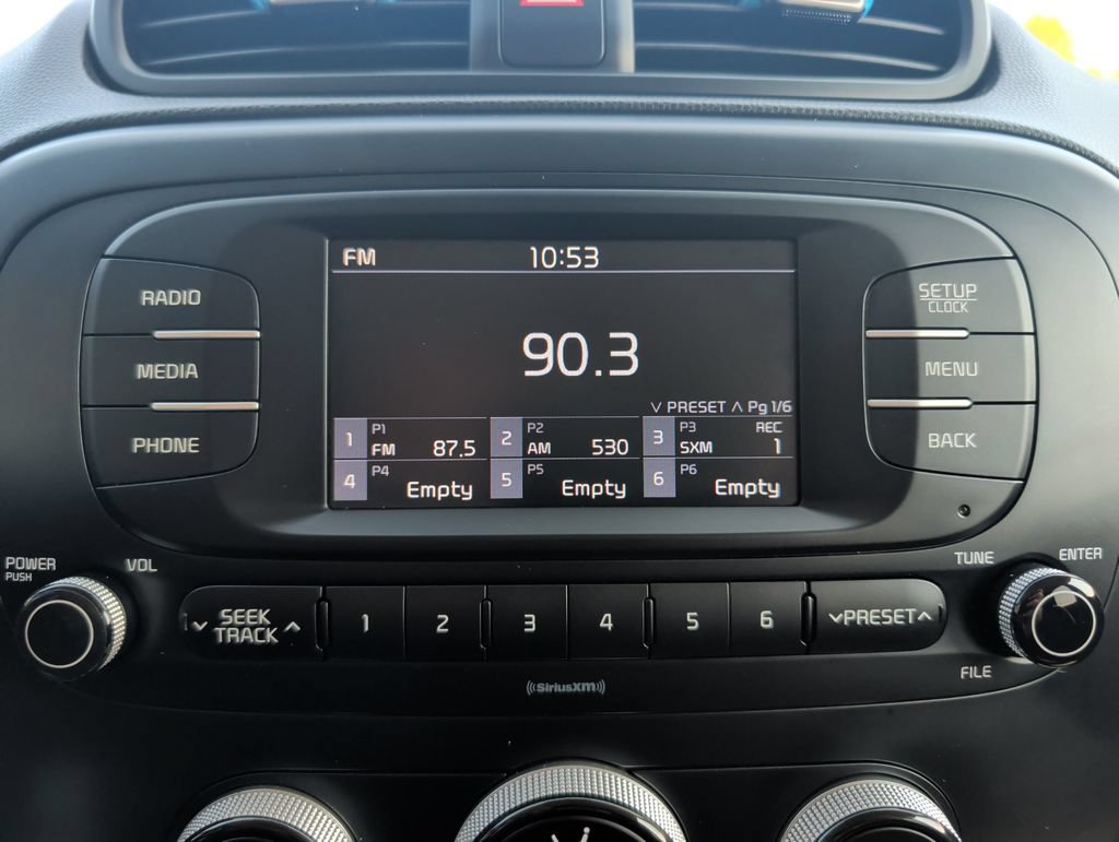 Used 2018 Kia Soul FWD image 13