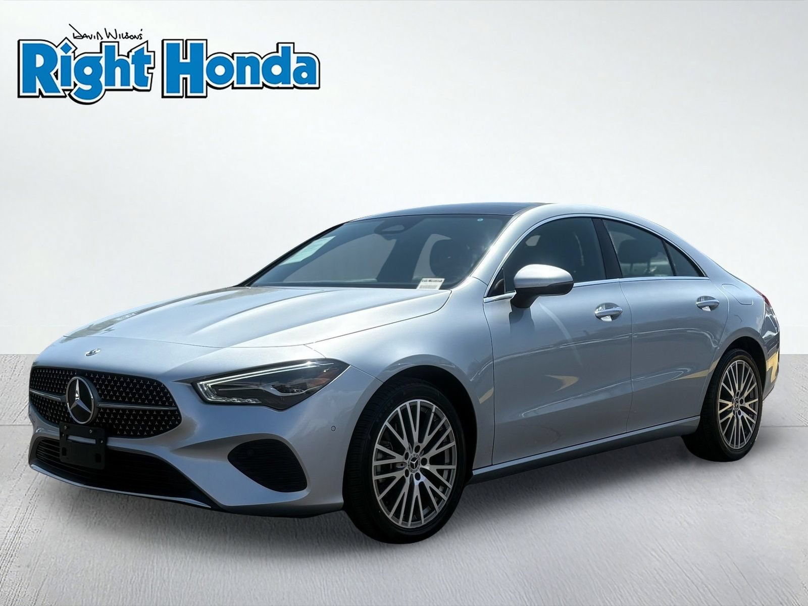 Used 2025 Mercedes-Benz CLA 250 4MATIC image 2