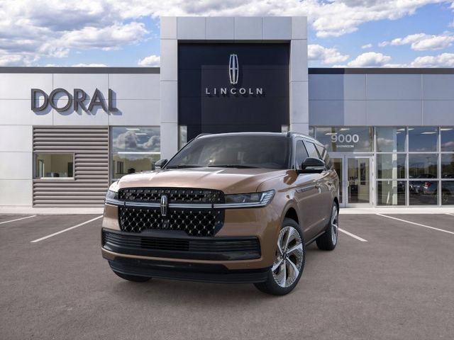 New 2026 Lincoln Navigator Black Label w/ Black Label Special Edition AWD/4WD image 2