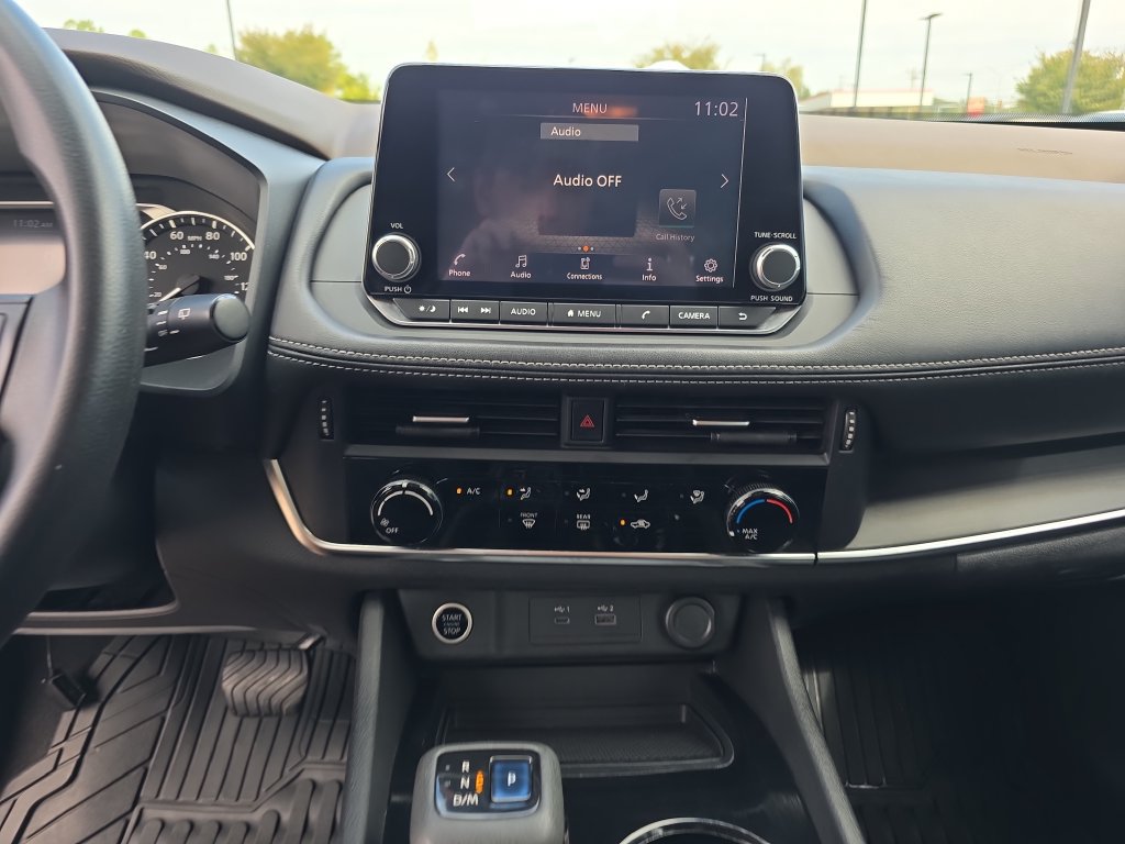 Used 2021 Nissan Rogue S FWD image 25