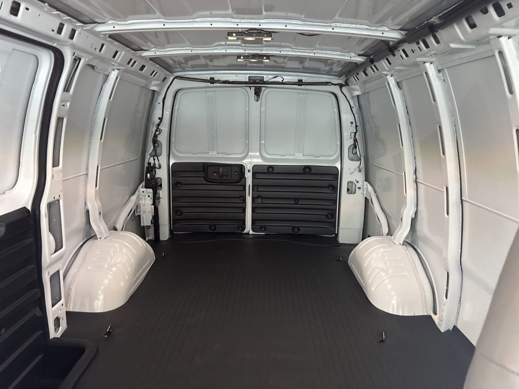 New 2025 Chevrolet Express 2500 w/ Driver Convenience Package image 25