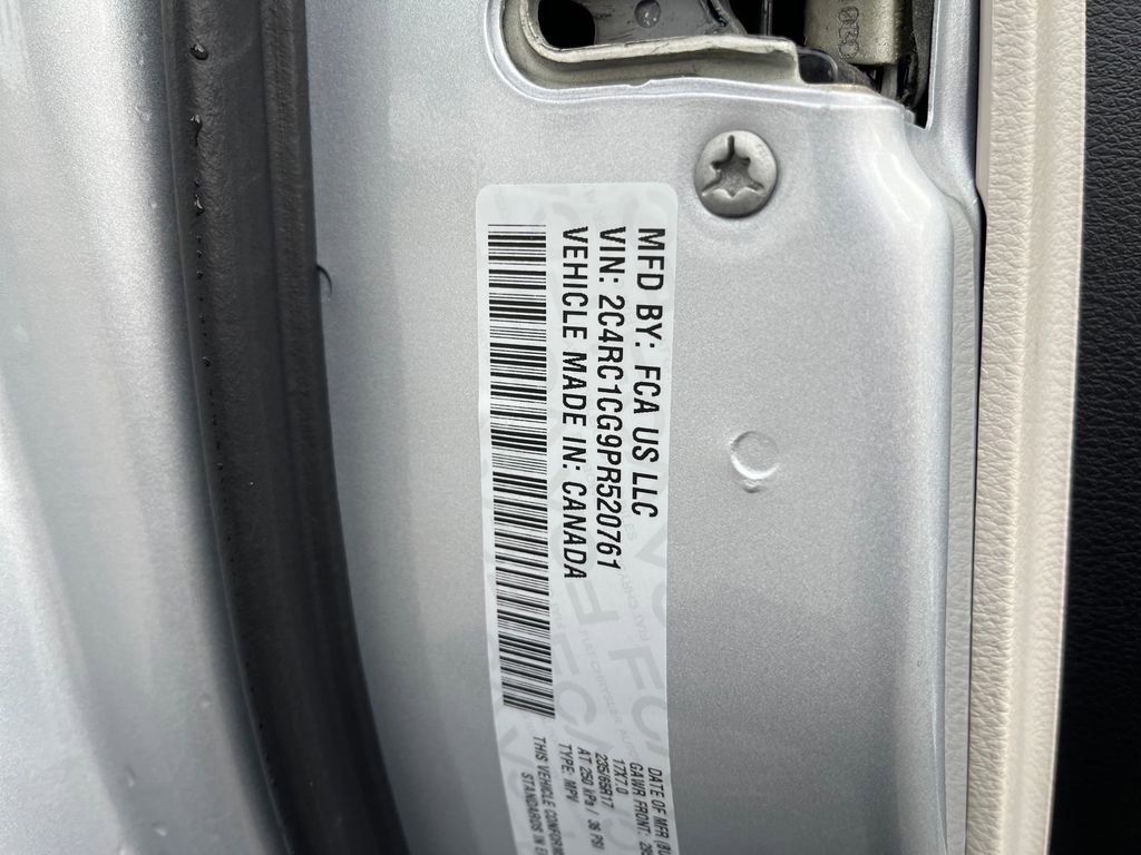 Used 2023 Chrysler Voyager LX image 40