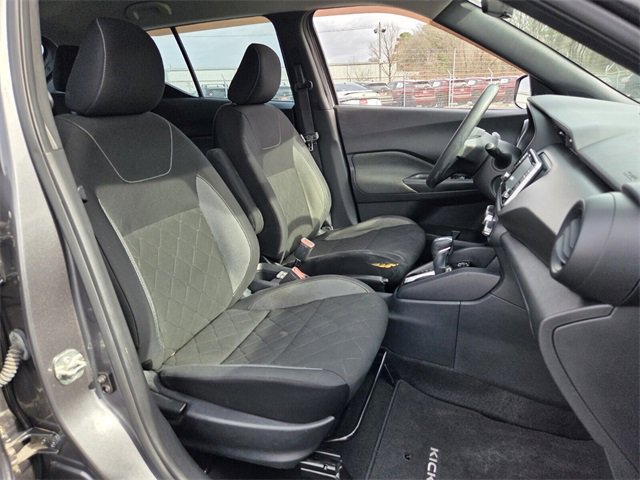 Certified 2020 Nissan Kicks S image 12