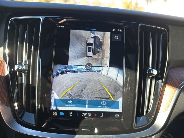 Certified 2025 Volvo V60 B5 Cross Country Plus image 35