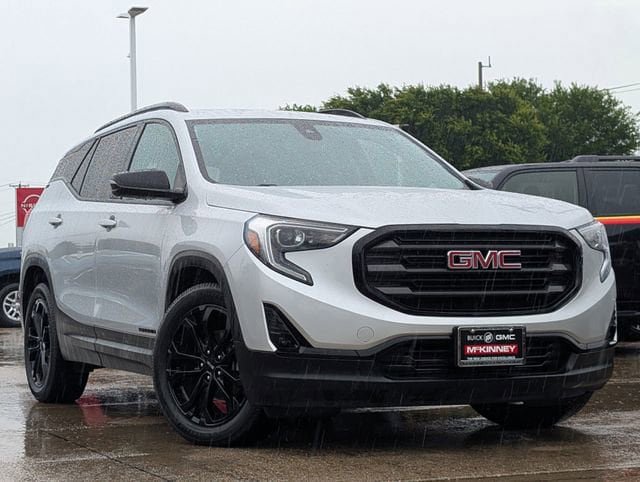Certified 2021 GMC Terrain SLT w/ Elevation Edition FWD image 2