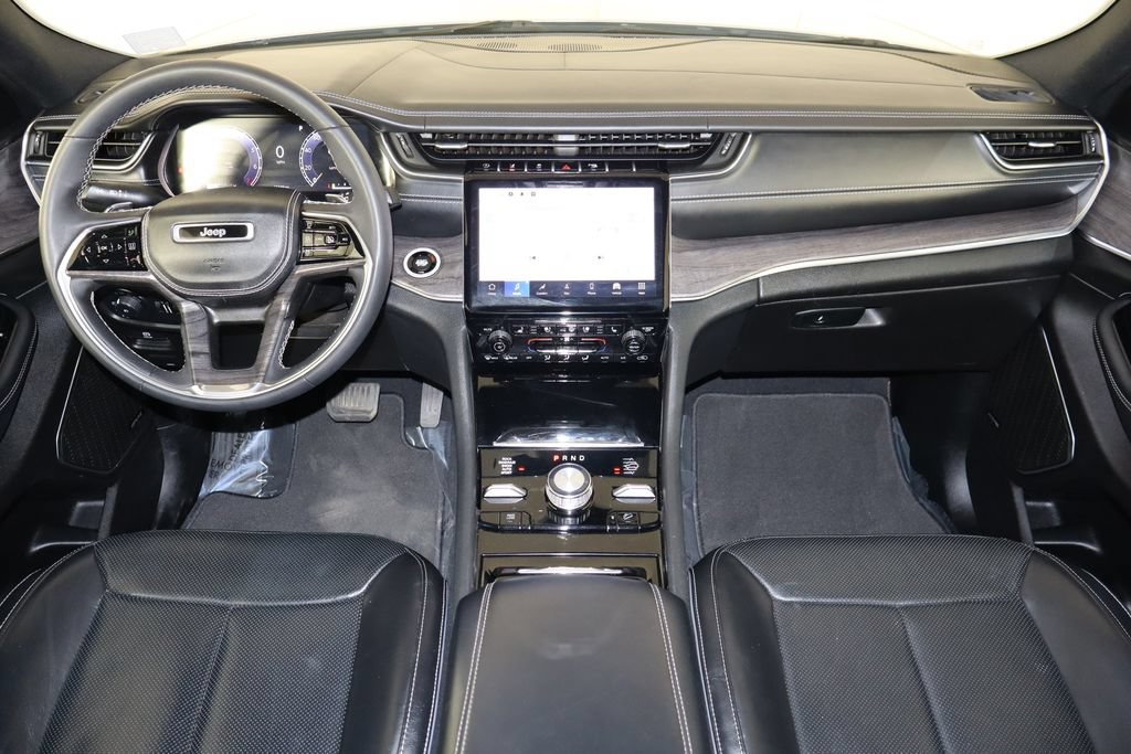 Used 2023 Jeep Grand Cherokee L Overland AWD/4WD image 8