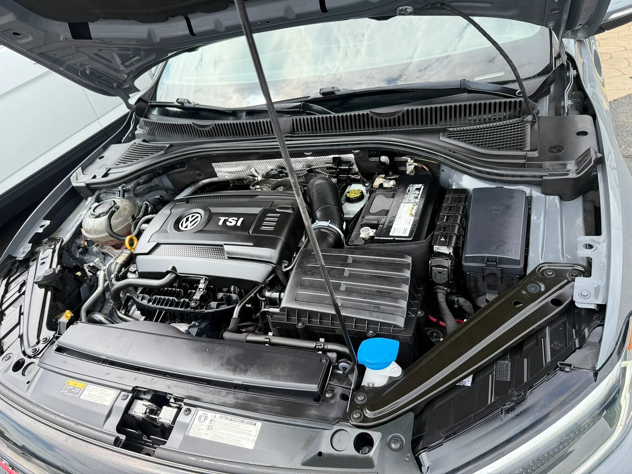 Used 2019 Volkswagen Jetta GLI FWD image 41