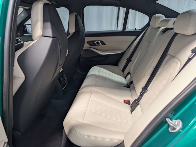 Used 2025 BMW M3 Competition image 9