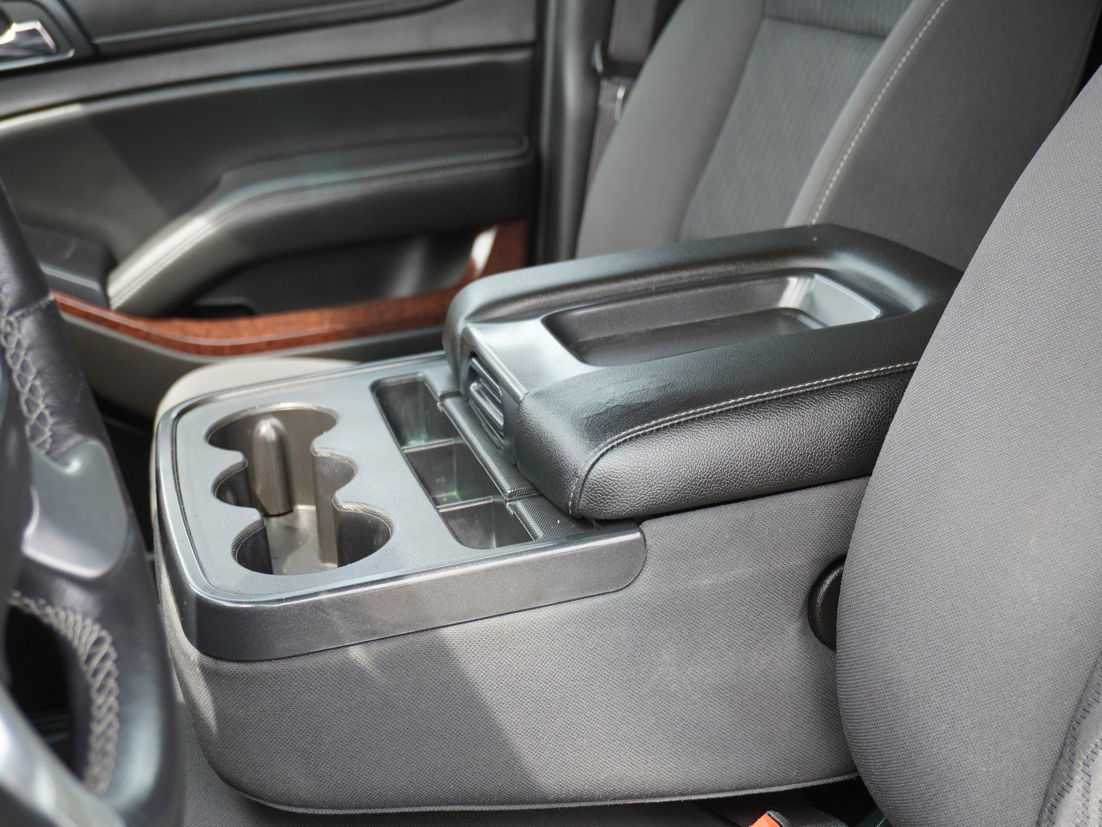 Used 2015 GMC Yukon SLE w/ Convenience Package image 22