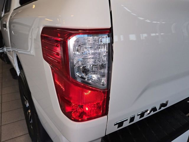 Used 2024 Nissan Titan SV w/ Accessory Utility Package AWD/4WD image 27