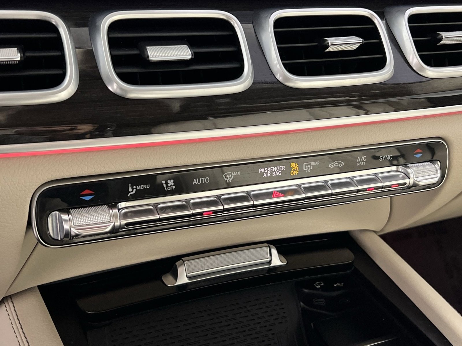 Used 2020 Mercedes-Benz GLE 350 4MATIC image 21