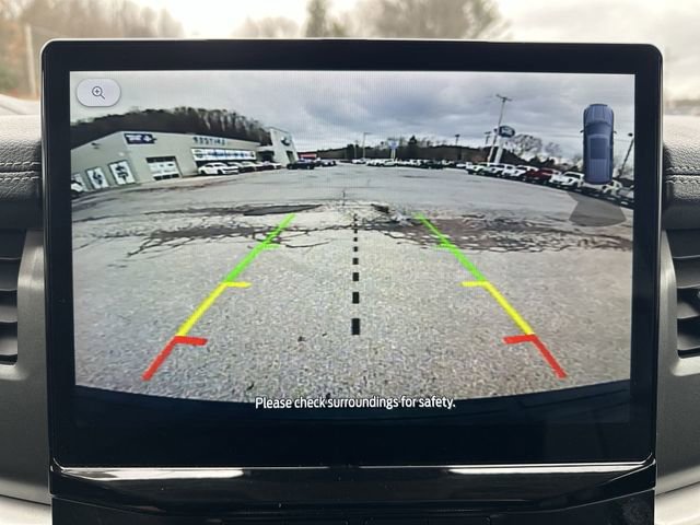 Used 2024 Ford Expedition XLT image 25