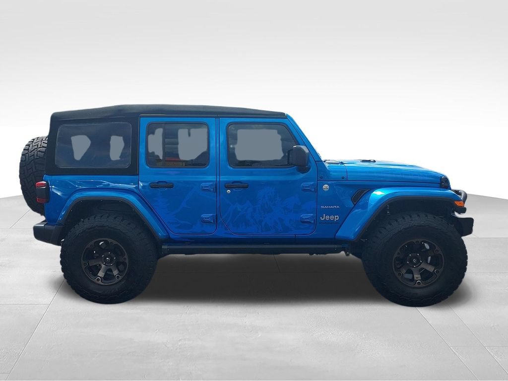 Used 2024 Jeep Wrangler Unlimited Sahara AWD/4WD image 6