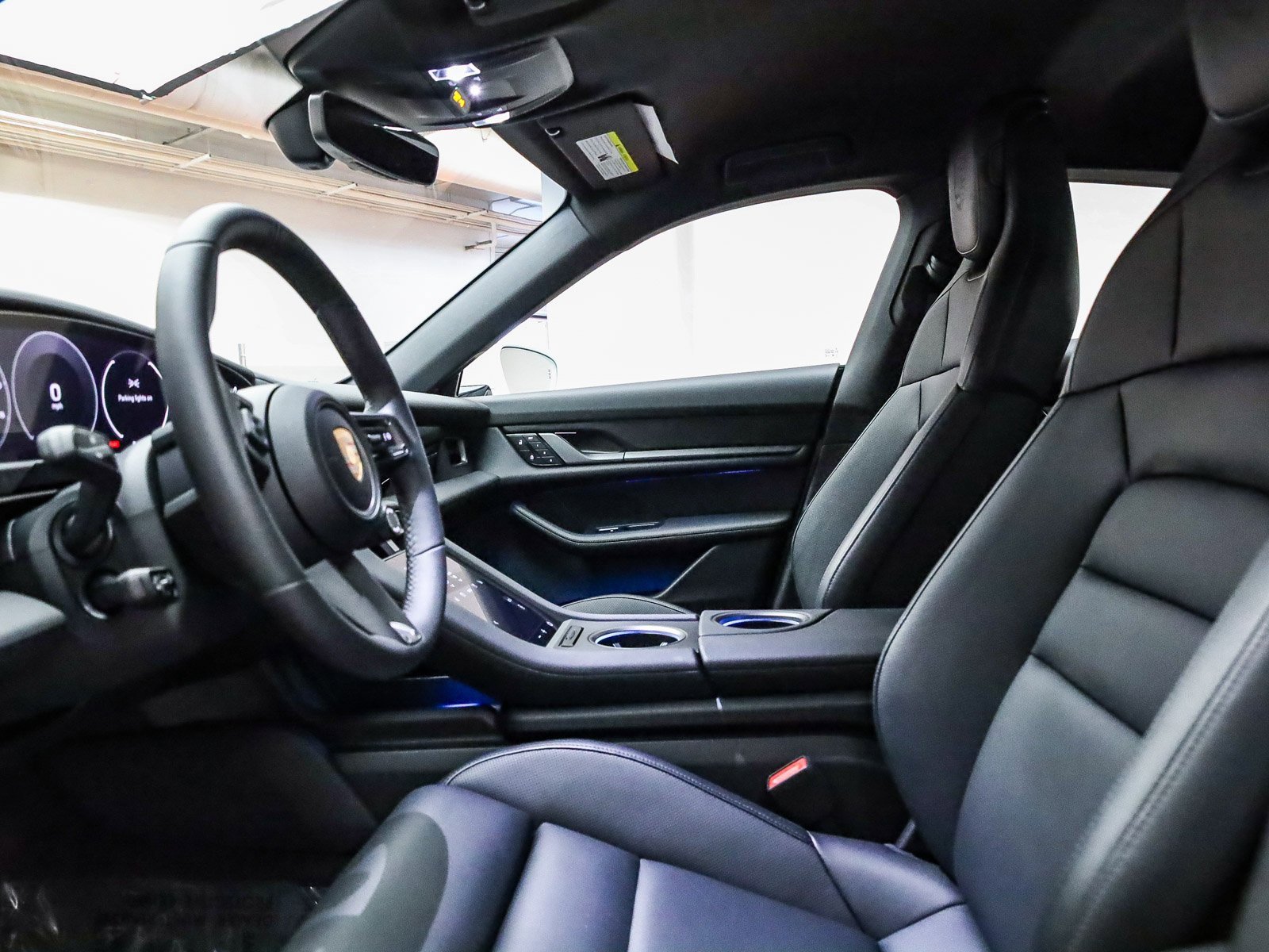 Used 2025 Porsche Taycan image 21