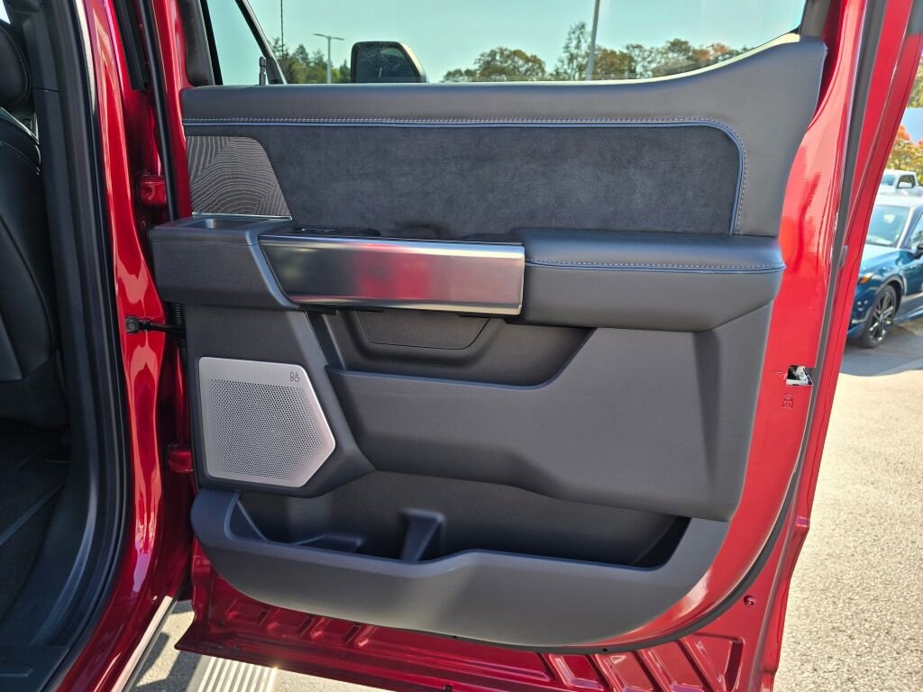 Used 2025 Ford F350 Platinum image 50