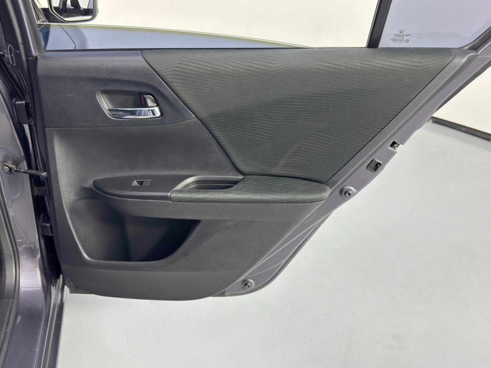 Used 2015 Honda Accord LX image 37