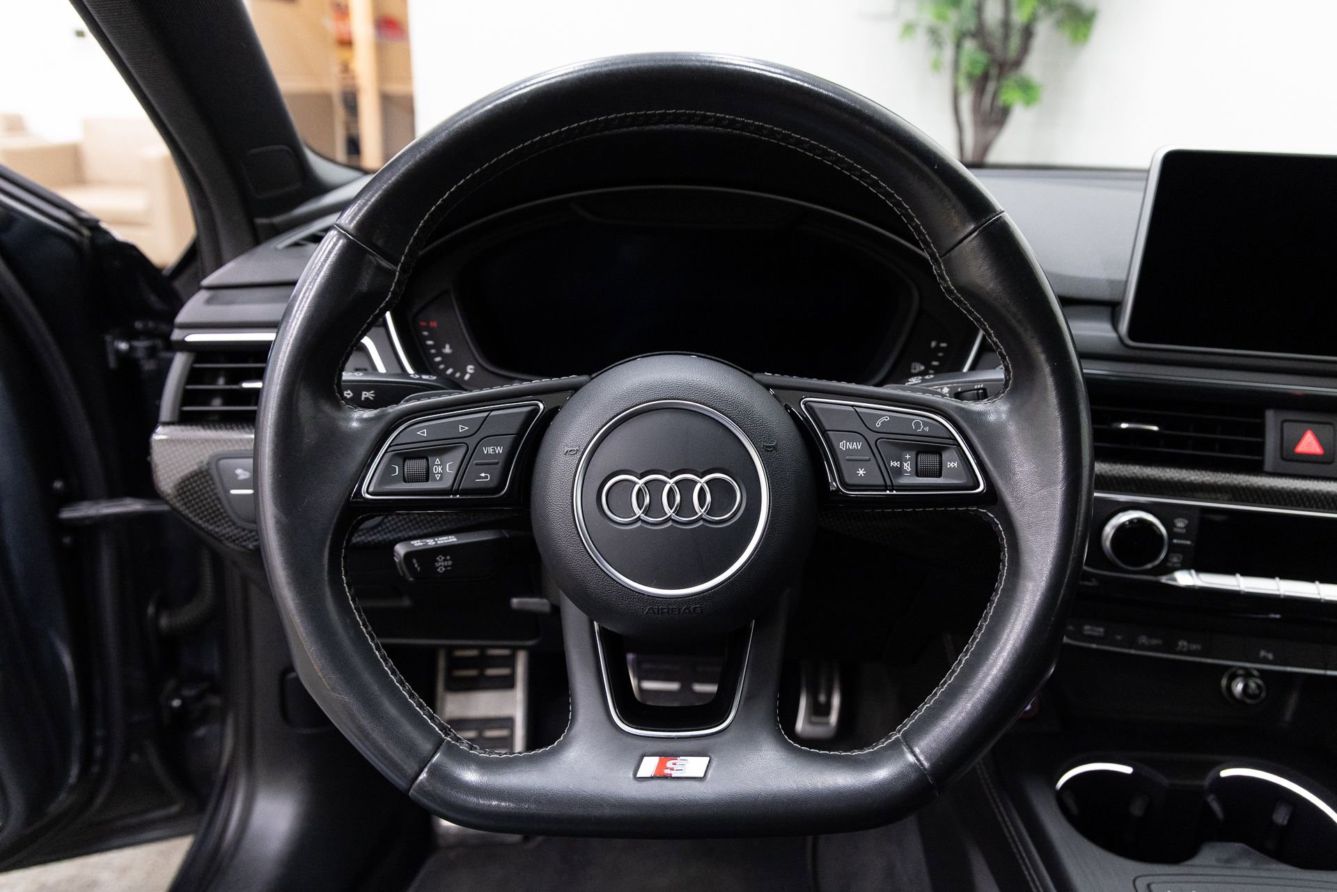 Used 2018 Audi S4 Premium Plus w/ Navigation Package image 16