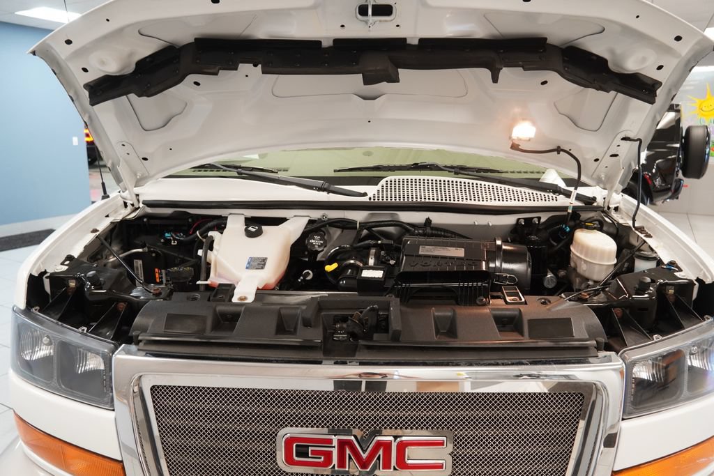 Used 2016 GMC Savana 2500 RWD image 42