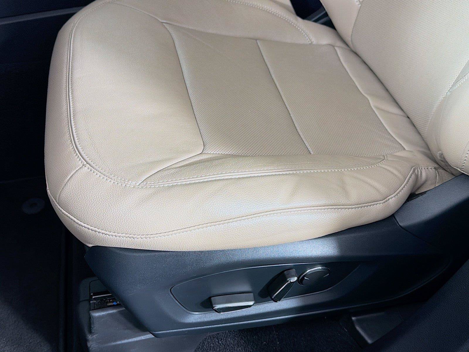 Used 2020 Ford Explorer Limited AWD/4WD image 15