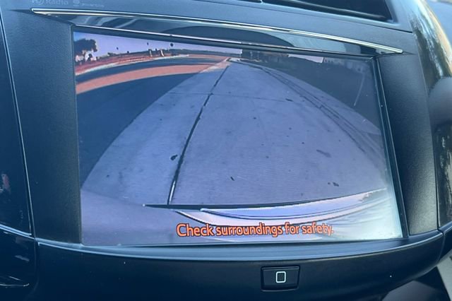 Used 2014 Toyota RAV4 EV image 22