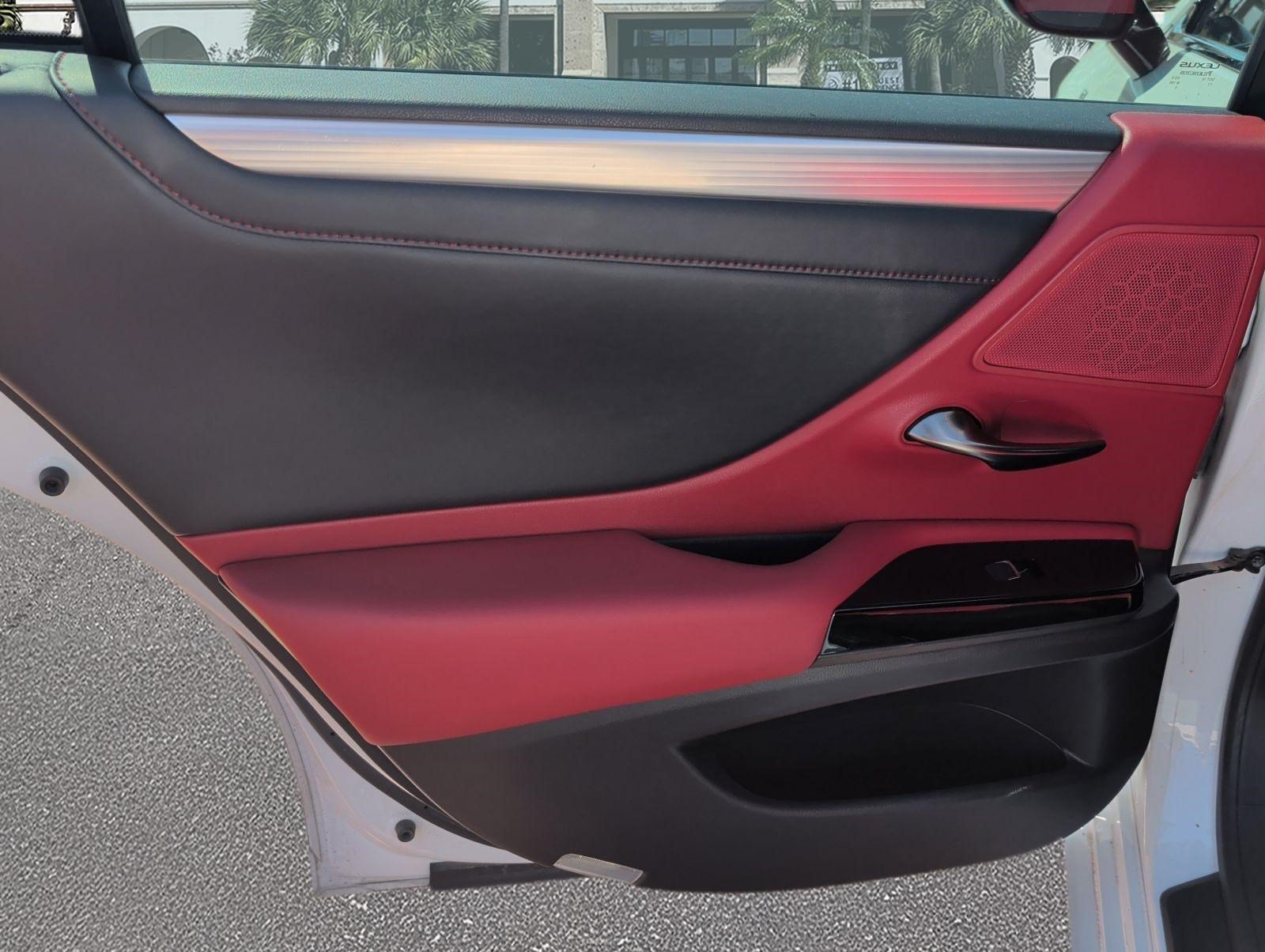 Certified 2022 Lexus ES 300h F Sport w/ Accessory Package 2 FWD image 23