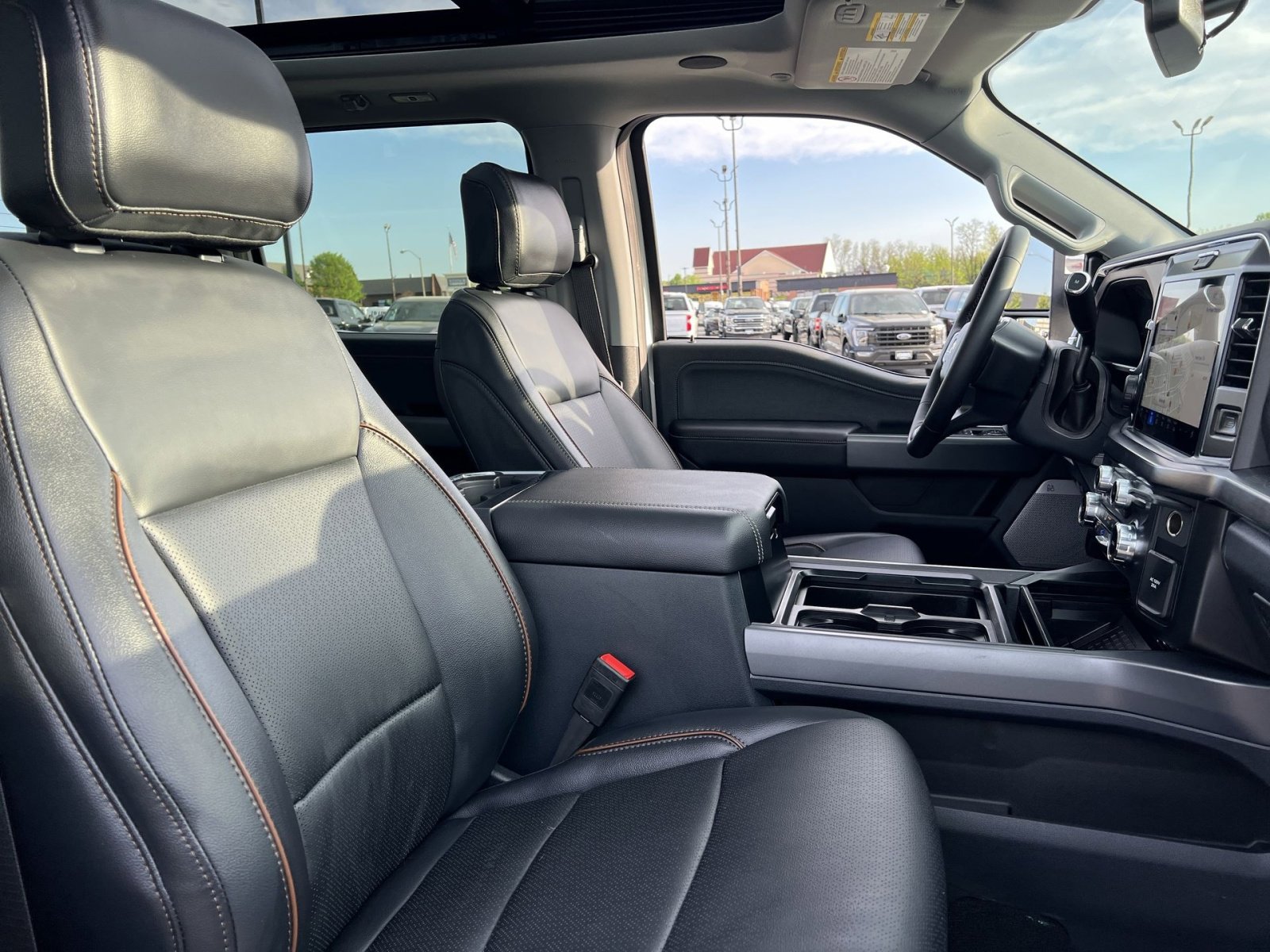 Used 2026 Ford F250 Lariat w/ Lariat Ultimate Package AWD/4WD image 35