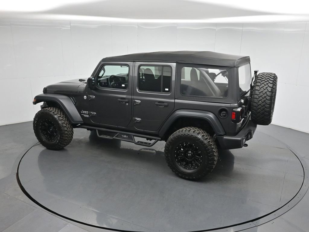 Used 2018 Jeep Wrangler Unlimited Sport image 41
