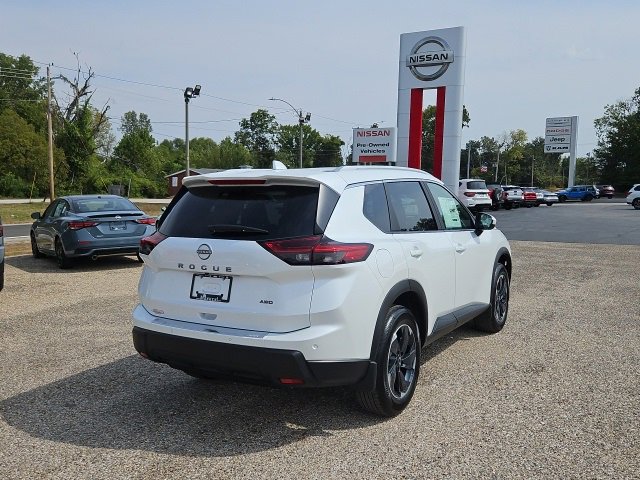New 2026 Nissan Rogue SV image 7