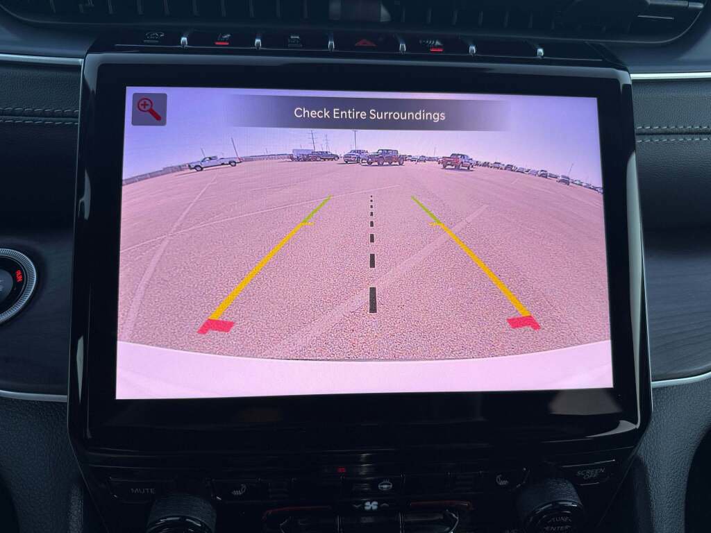 New 2025 Jeep Grand Cherokee L Limited w/ Black Appearance Package image 37