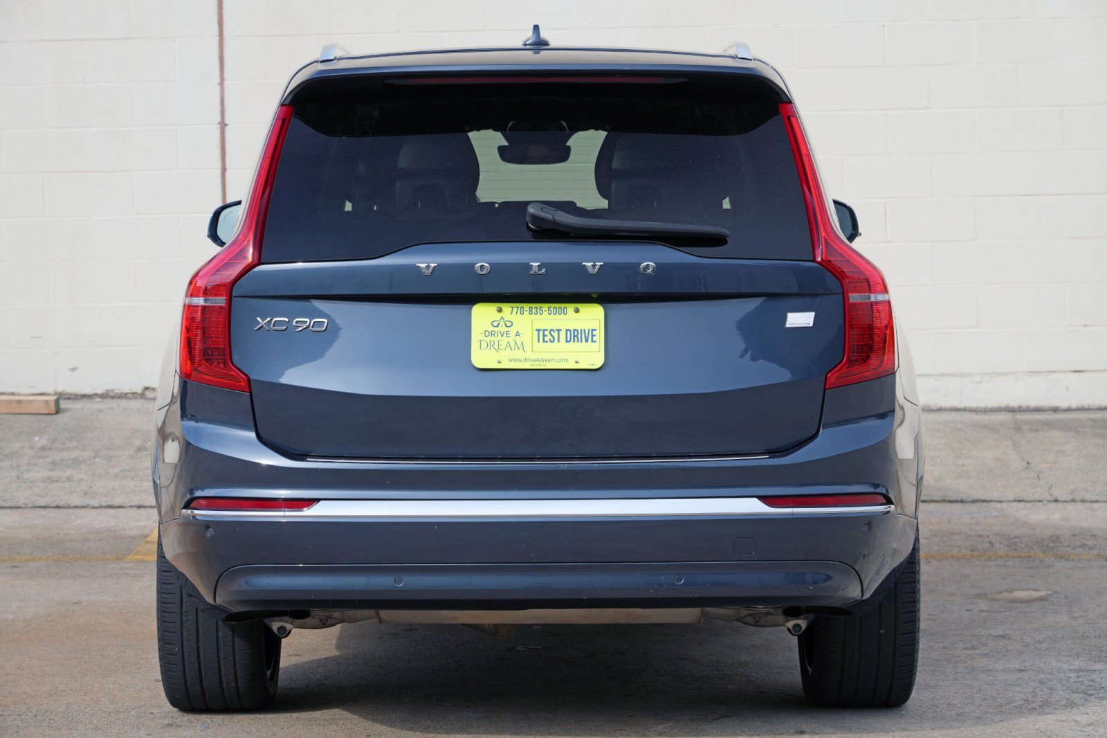 Used 2023 Volvo XC90 T8 Core AWD/4WD image 54