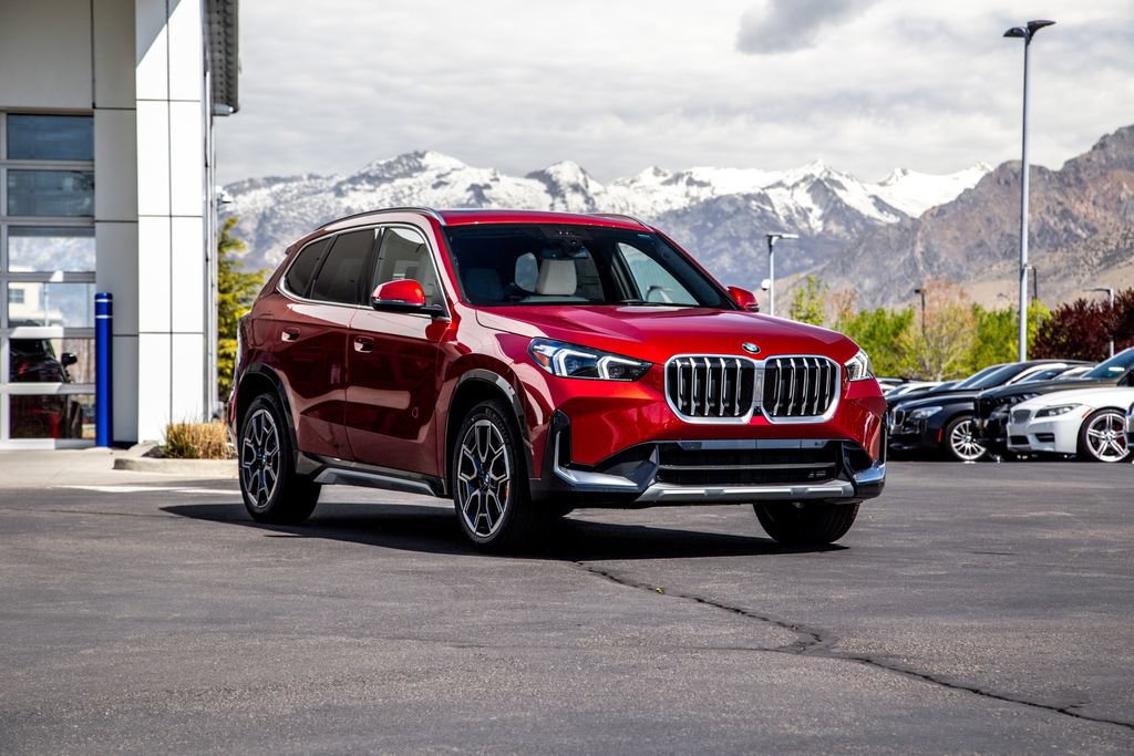 New 2026 BMW X1 xDrive28i w/ Technology Package AWD/4WD image 7