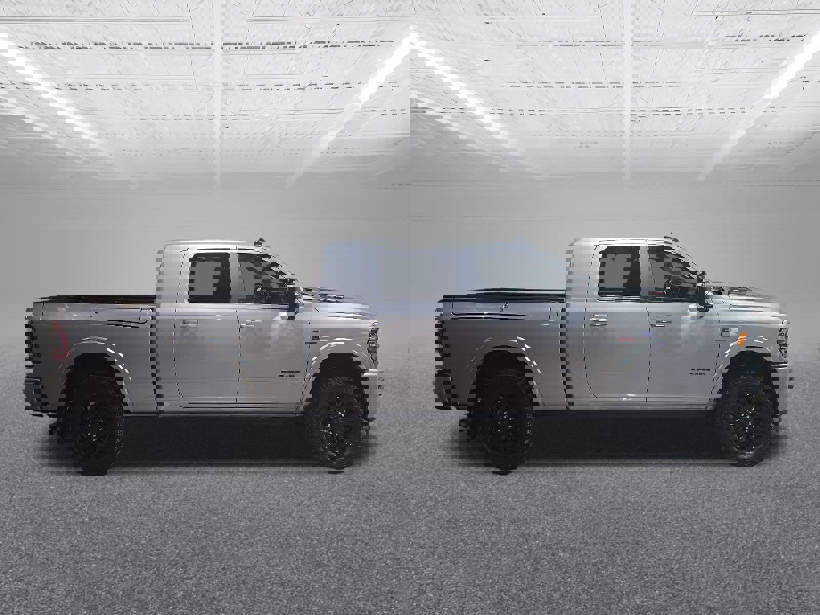 Used 2023 RAM 3500 Limited image 5