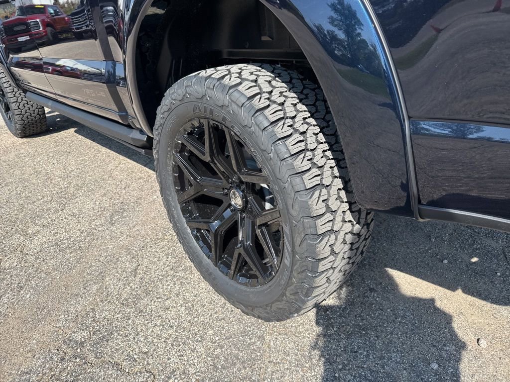 New 2025 Ford F150 Lariat w/ Equipment Group 501A Mid image 11