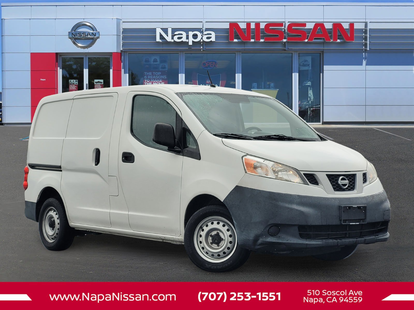 Used 2015 Nissan NV200 S FWD image 1